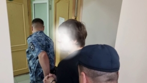 В Благовещенске двое мужчин осуждены за вымогательство и организацию проституции - gtrkamur.ru