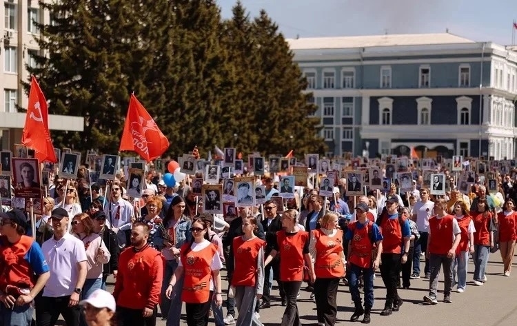 «Бессмертный полк» в Приамурье: более 62 тысяч участников - gtrkamur.ru