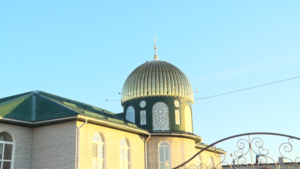 Курбан-байрам празднуют сегодня мусульмане по всей стране - gtrkamur.ru