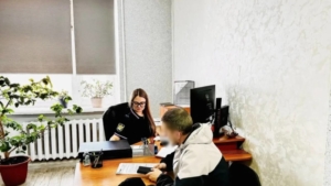 Судебные приставы Тынды проверили должников по алиментам - gtrkamur.ru