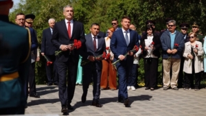 Василий Орлов поздравил благовещенцев со 170-летием города - gtrkamur.ru