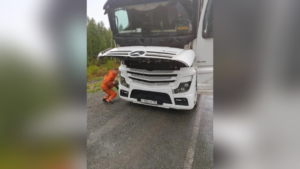 На трассе в Сковородинском округе «Дорожный патруль» пришел на помощь водителю фуры - gtrkamur.ru