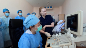 Студенты Хэйлунцзянского университета проходят практику в медучреждениях Благовещенска - gtrkamur.ru