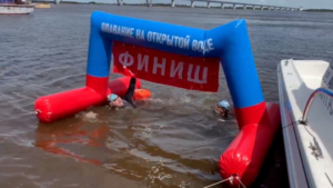 26 пловцов из России и Китая преодолели 18 километров по Зее - gtrkamur.ru