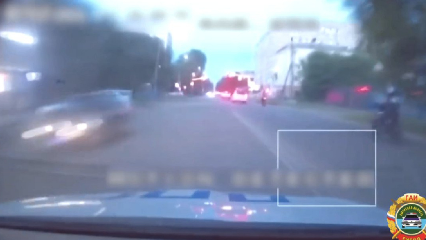 В Благовещенске полицейские задержали двух подростков на мотоциклах - gtrkamur.ru