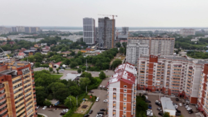 Строительный рост: больше трёх десятков компаний сейчас активно возводят жильё в Благовещенске - gtrkamur.ru