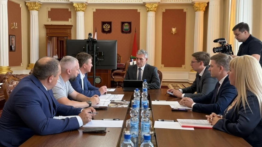 Губернатор проконтролировал готовность школы в Северном микрорайоне Благовещенска - gtrkamur.ru
