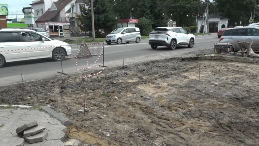 В Белогорске приводят в порядок заезды во дворы многоквартирных домов - gtrkamur.ru