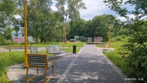 Новое общественное пространство в Райчихинске: скамейки, фонари и световая инсталляция - gtrkamur.ru