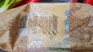 В Приамурье на рынке изъяли почти полтонны испорченных продуктов - gtrkamur.ru