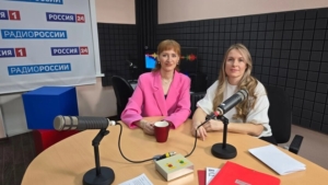 Наш подкаст: психолог Алина Сукач о влиянии учебного процесса на отношения взрослых и детей - gtrkamur.ru