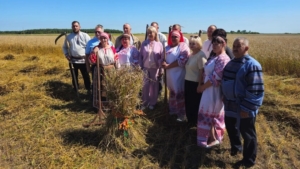 В Ивановском округе прошёл обряд «Зажинки» — начало жатвы по старинной традиции - gtrkamur.ru