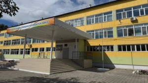 В Белогорске появится «Белка-учитель»: одиннадцатая скульптура пополнит городскую коллекцию - gtrkamur.ru