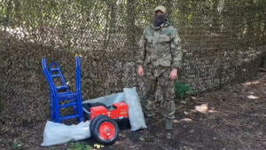 Военнослужащие с передовой поблагодарили жителей Верхнезейска за помощь - gtrkamur.ru