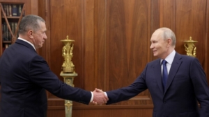 Юрий Трутнев пригласил Владимира Путина принять участие на ВЭФ в запуске новых предприятий, в том числе в Приамурье - gtrkamur.ru