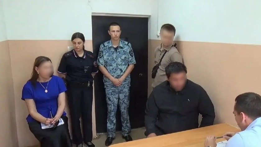 Нож, угрозы и поджог: в Свободном будут судить мужчину, напавшего на родственников и соседа - gtrkamur.ru