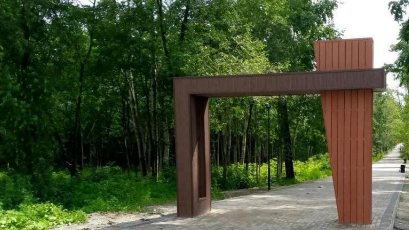 Входную зону сквера в Прогрессе привели в порядок по нацпроекту - gtrkamur.ru