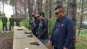 Китайские школьники и педагоги побывали в «Авангарде» и «Колоске» - gtrkamur.ru