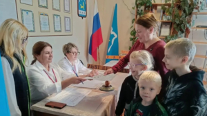 Амуризбирком: к 16:00 проголосовали 13,37% избирателей - gtrkamur.ru