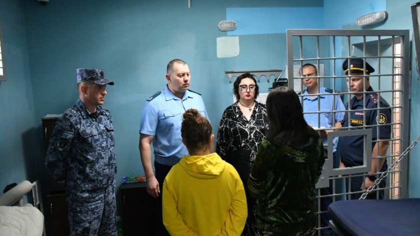 Зампрокурора проверил, как живут осужденные в исправительном центре Благовещенска - gtrkamur.ru