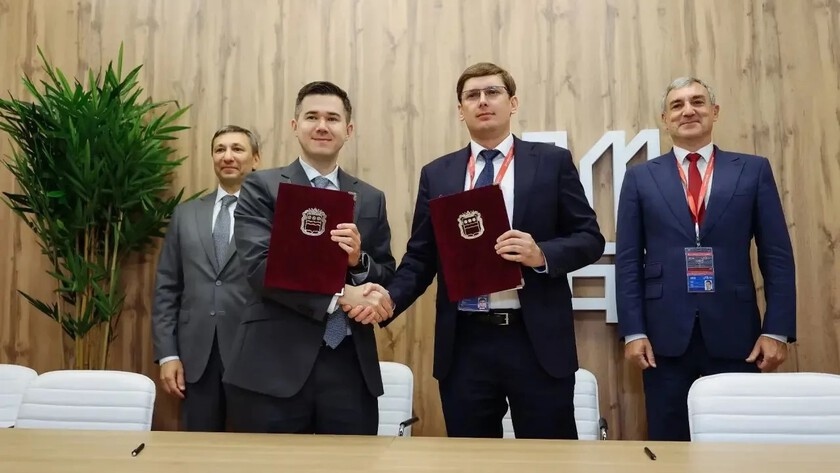 Деловой центр на «Золотой миле» и «зелёное» строительство: Амурская область подписала еще два соглашения на ВЭФ - gtrkamur.ru