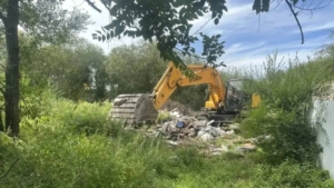 В Грибском убрали свалки, на очереди – замусоренная территория у Волково - gtrkamur.ru