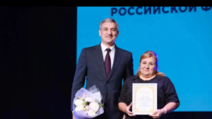 Василий Орлов наградил лучших педагогов Приамурья - gtrkamur.ru
