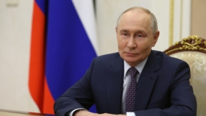 Президент поздравил учителей с профессиональным праздником - gtrkamur.ru