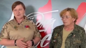 Пончо, «Лешие» и тысячи посылок: две подруги из Завитинска помогают фронту - gtrkamur.ru